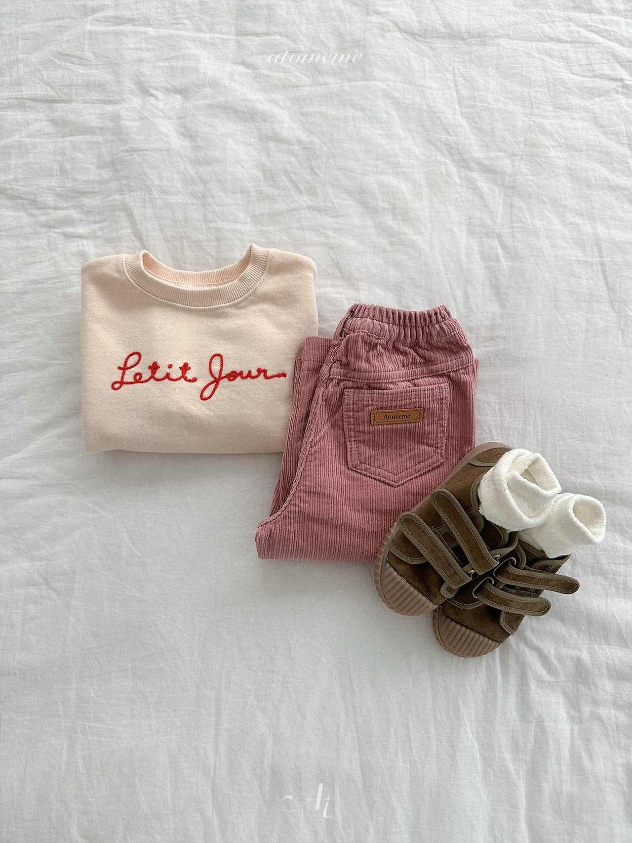 Crepe corduroy pants