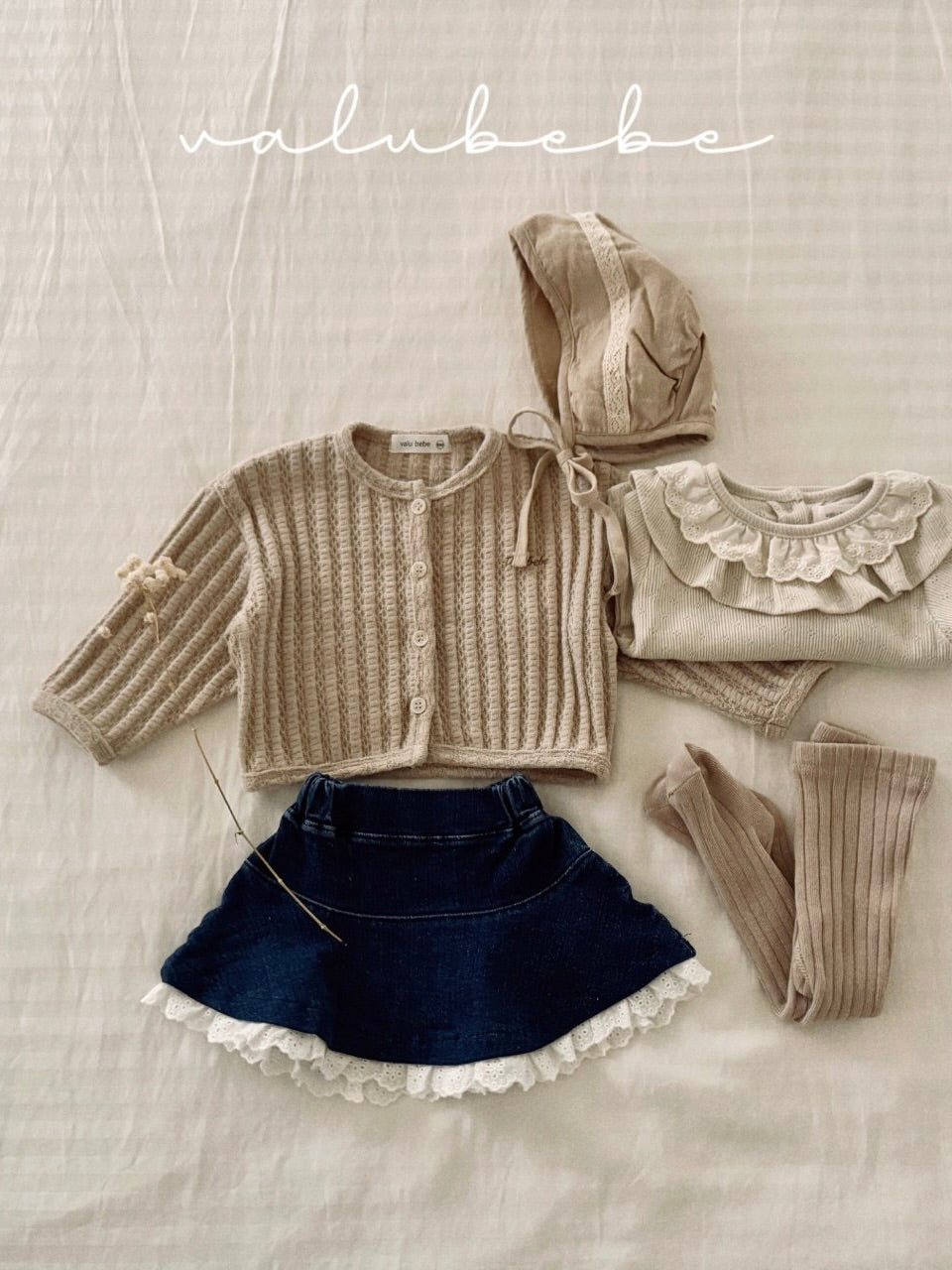 Ive lace frill T shirt