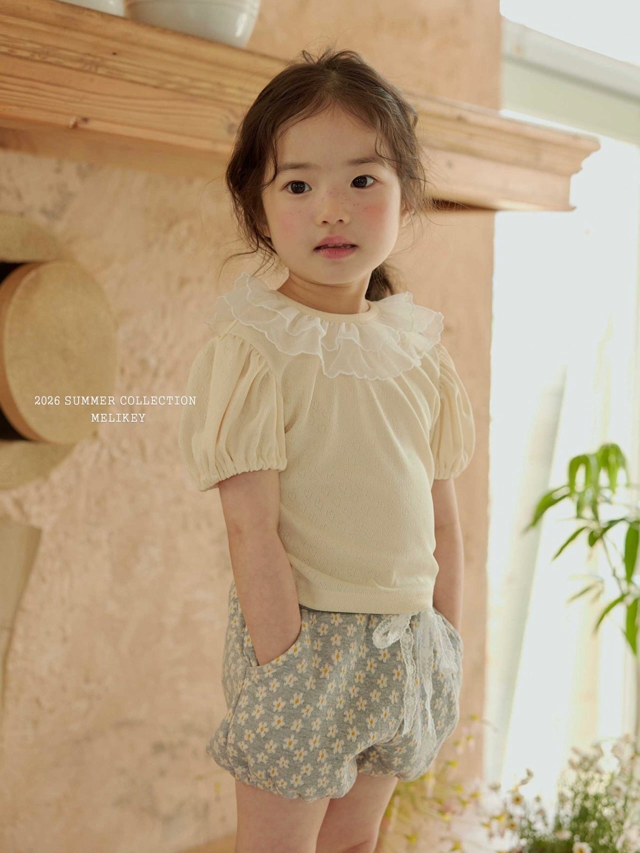 Scarlet puff T shirt