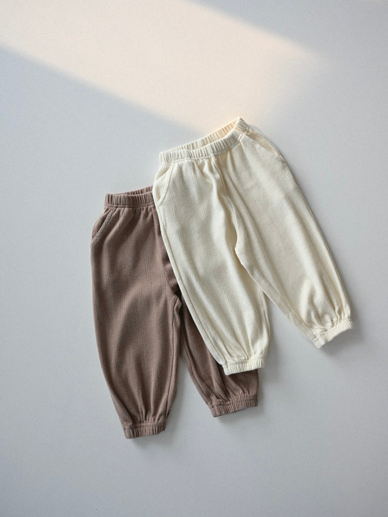 Eyelet jogger pants