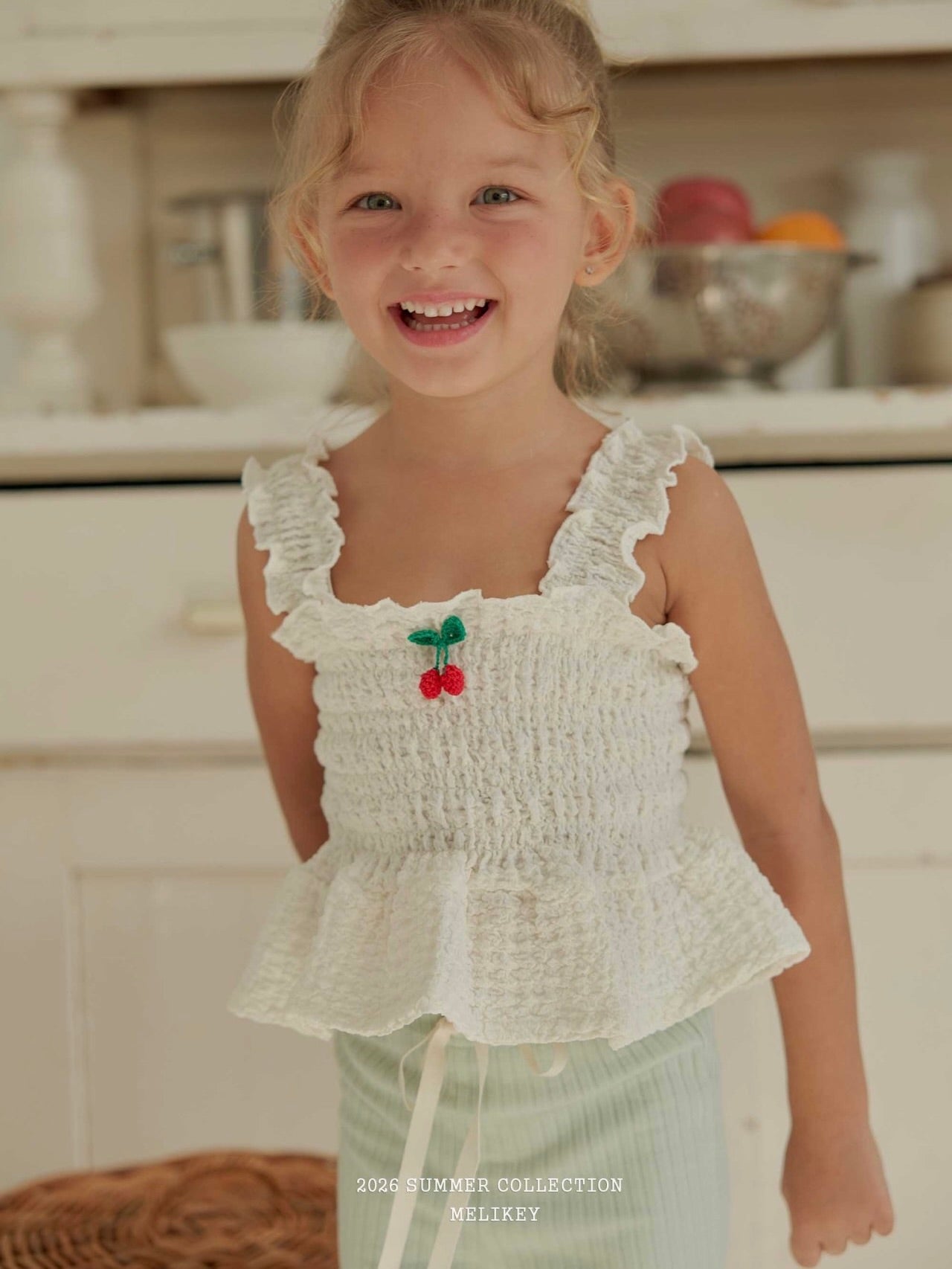 Cherry tucking blouse