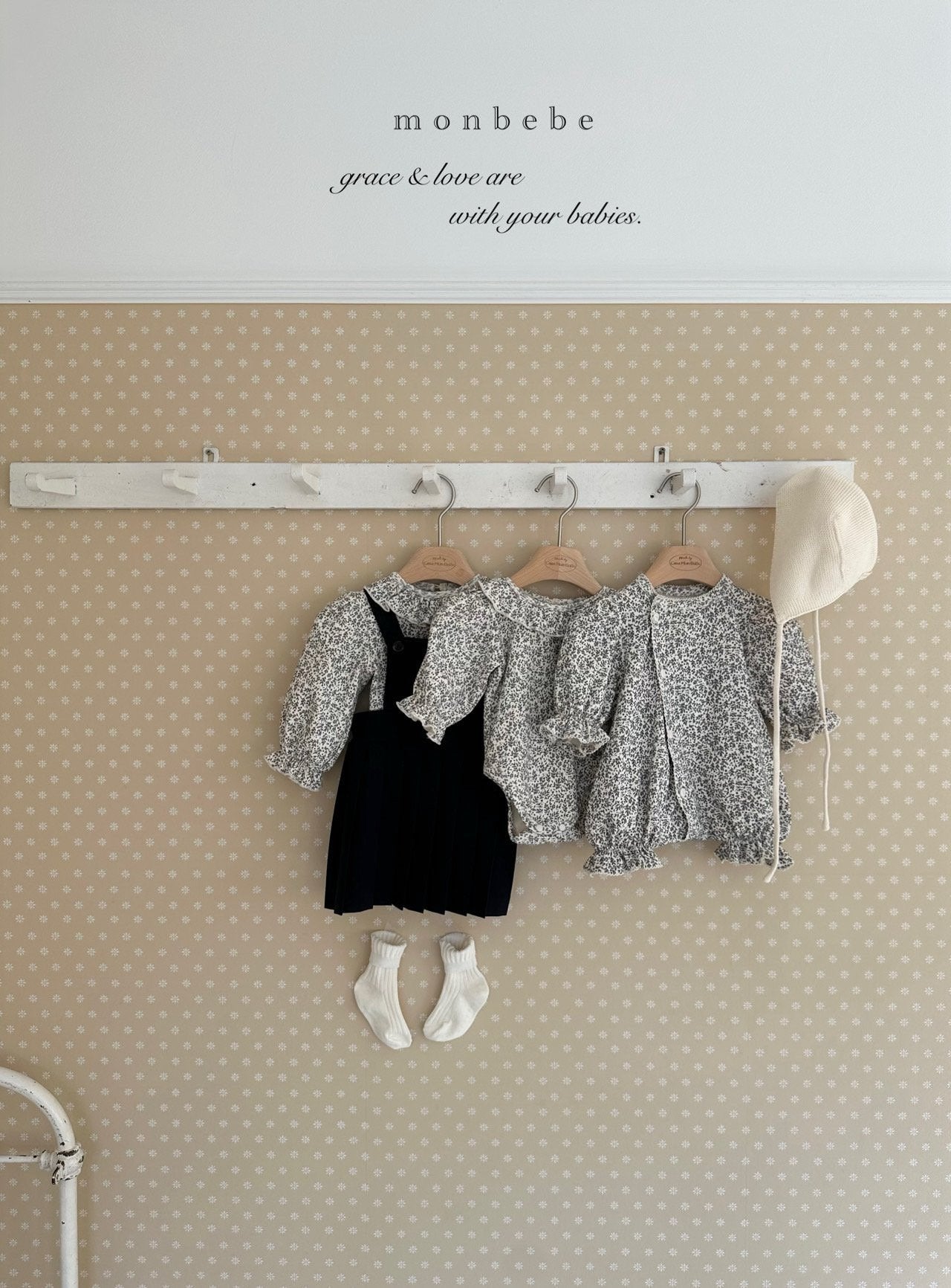 Natural frill rompers