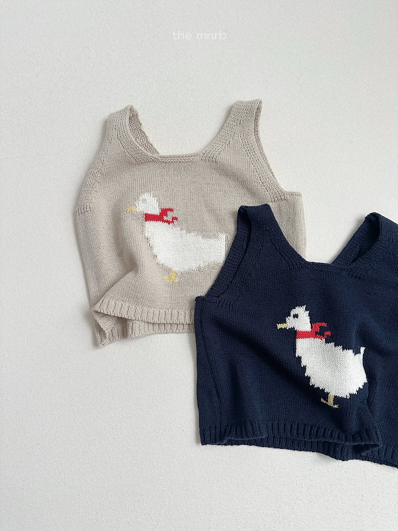 Duck knit vest