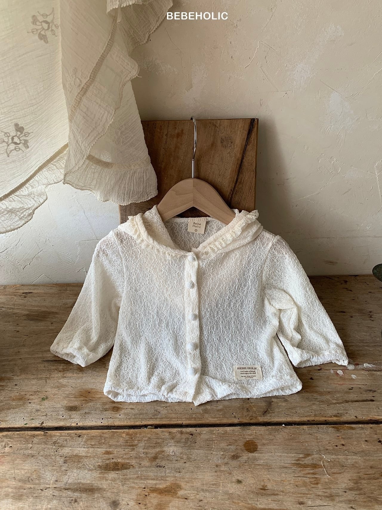 Lace hooded jacket