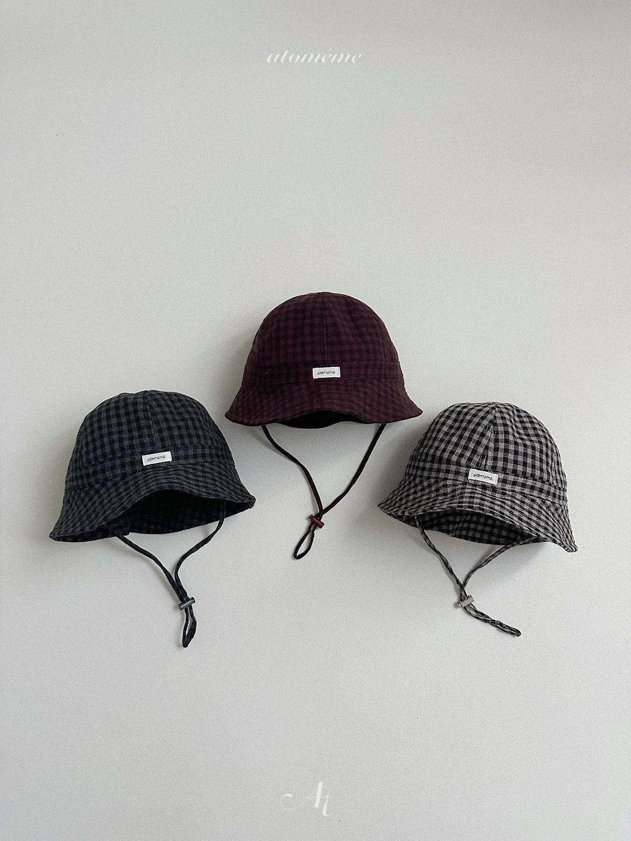Acorn bucket hat