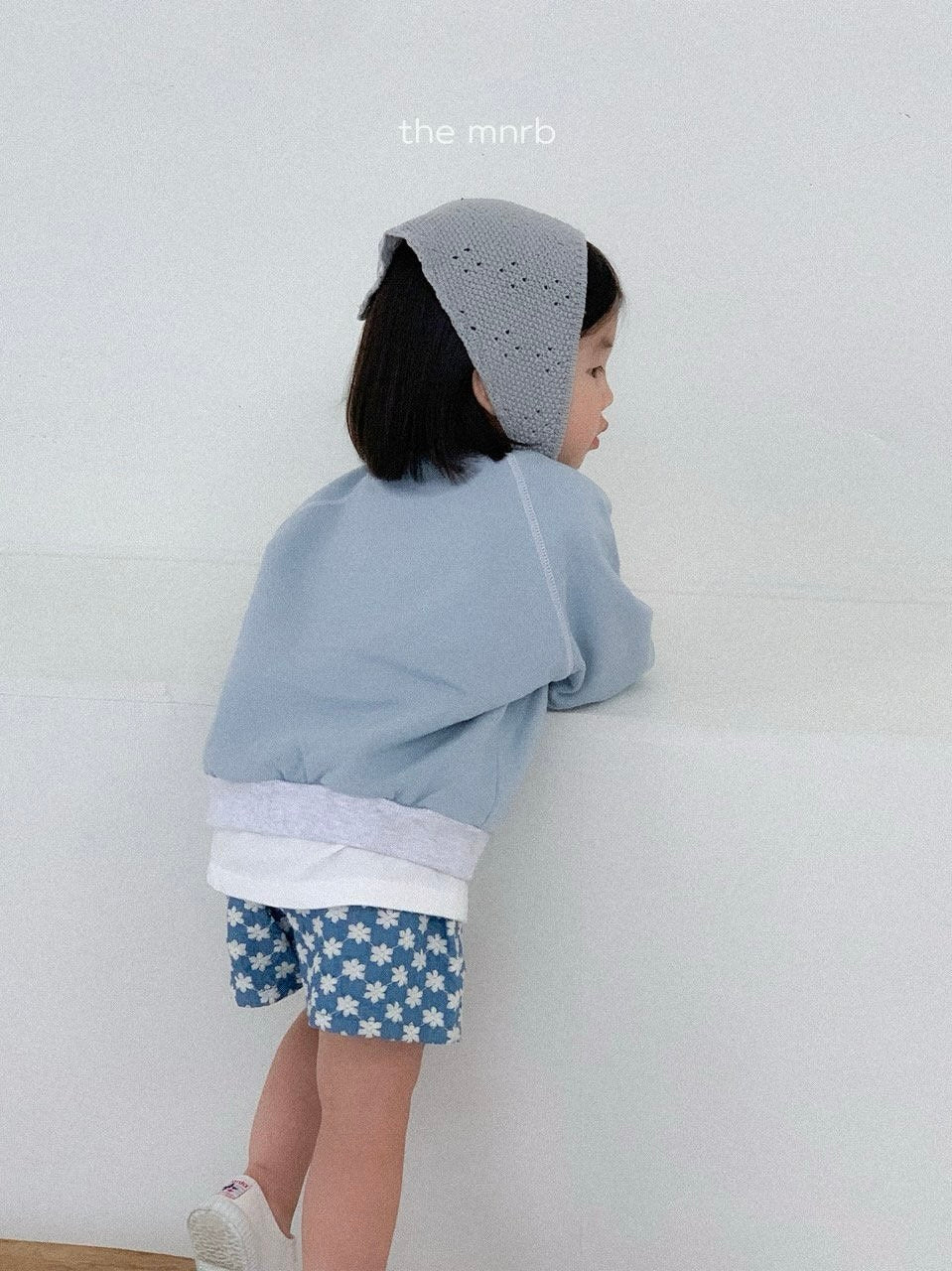 Momo colored sweatshirt