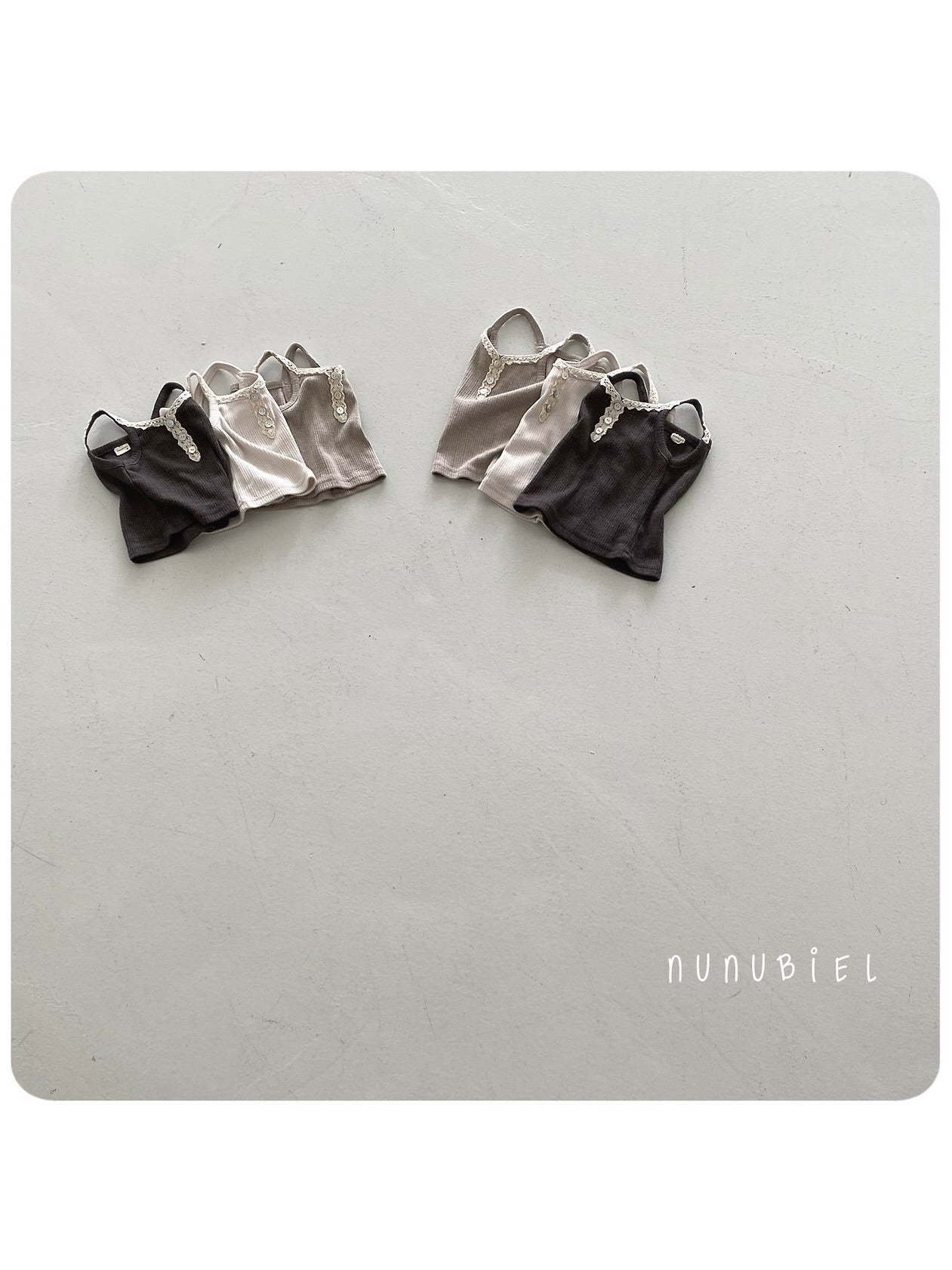 Bebe kichi sleeveless