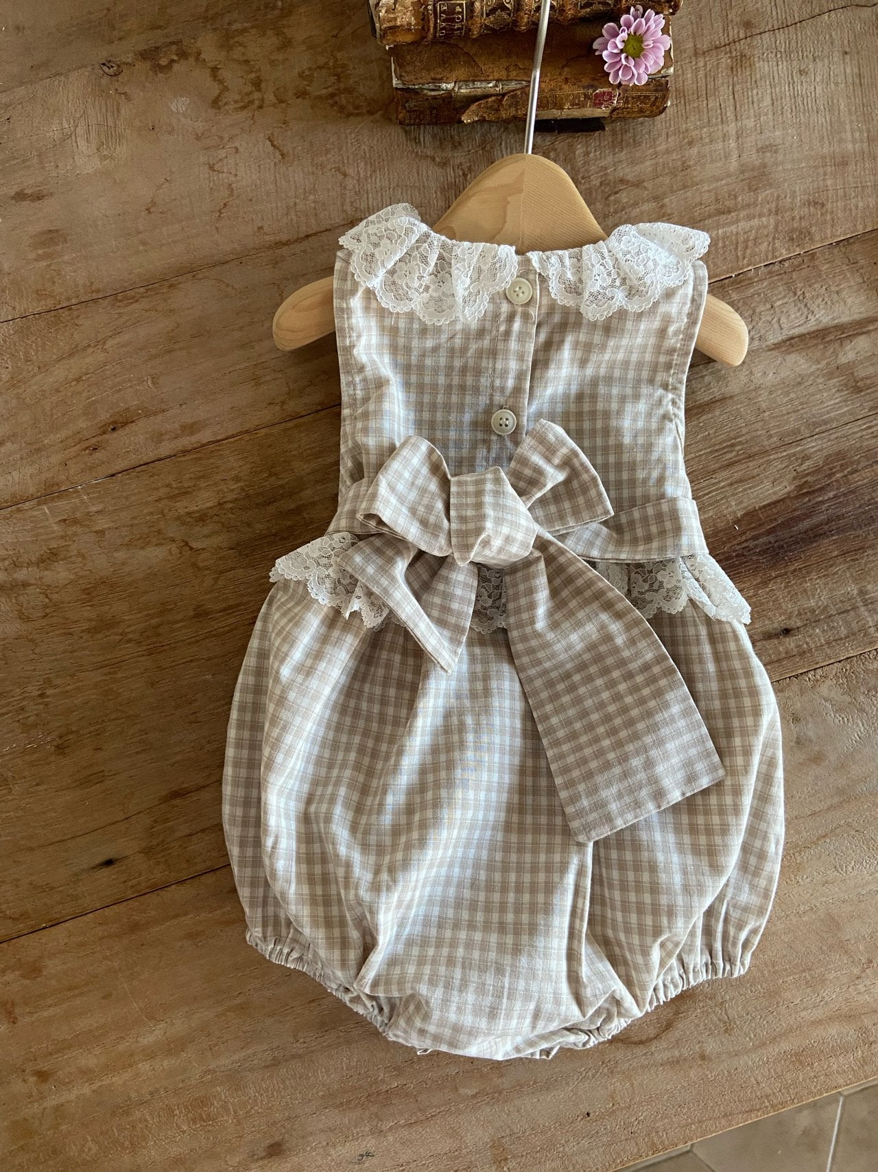 Minne ribbon rompers