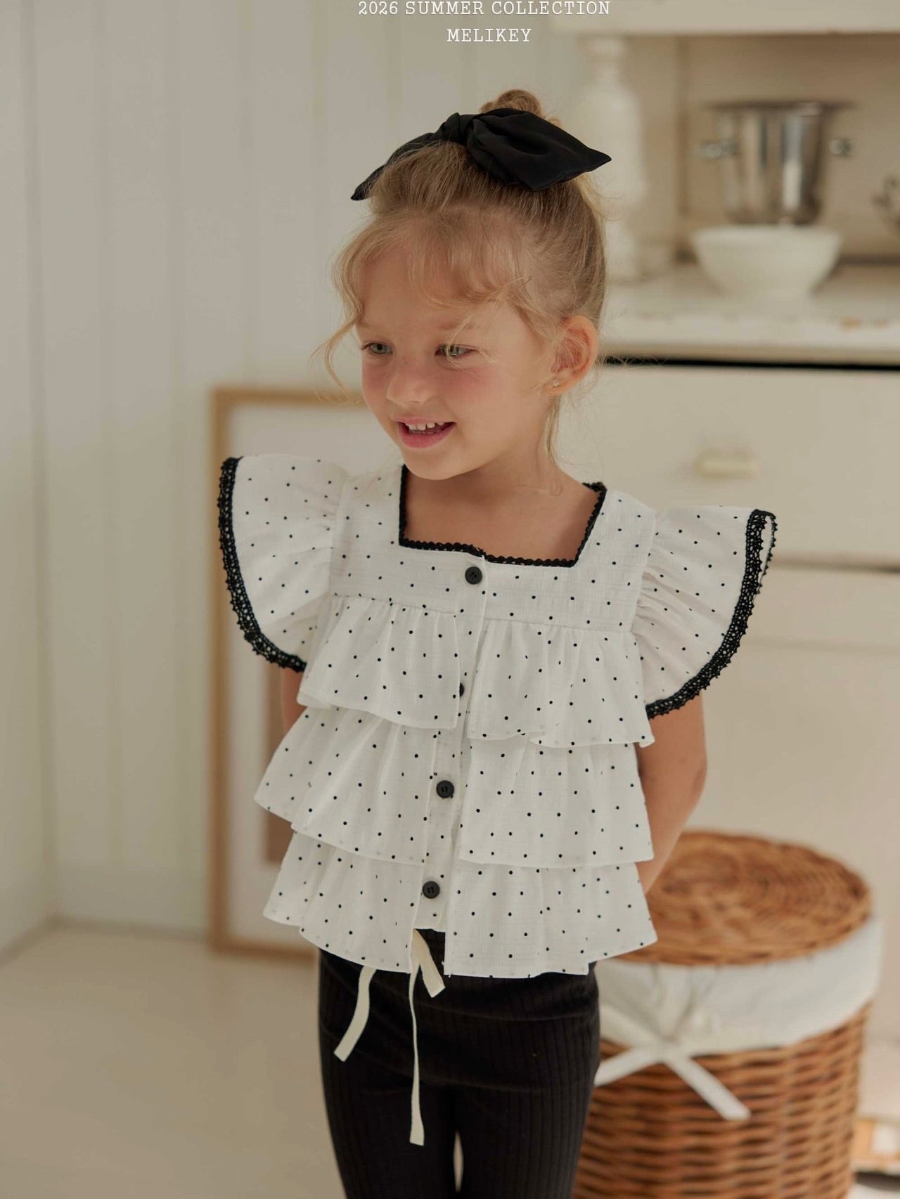 Dot tiered sleeveless top