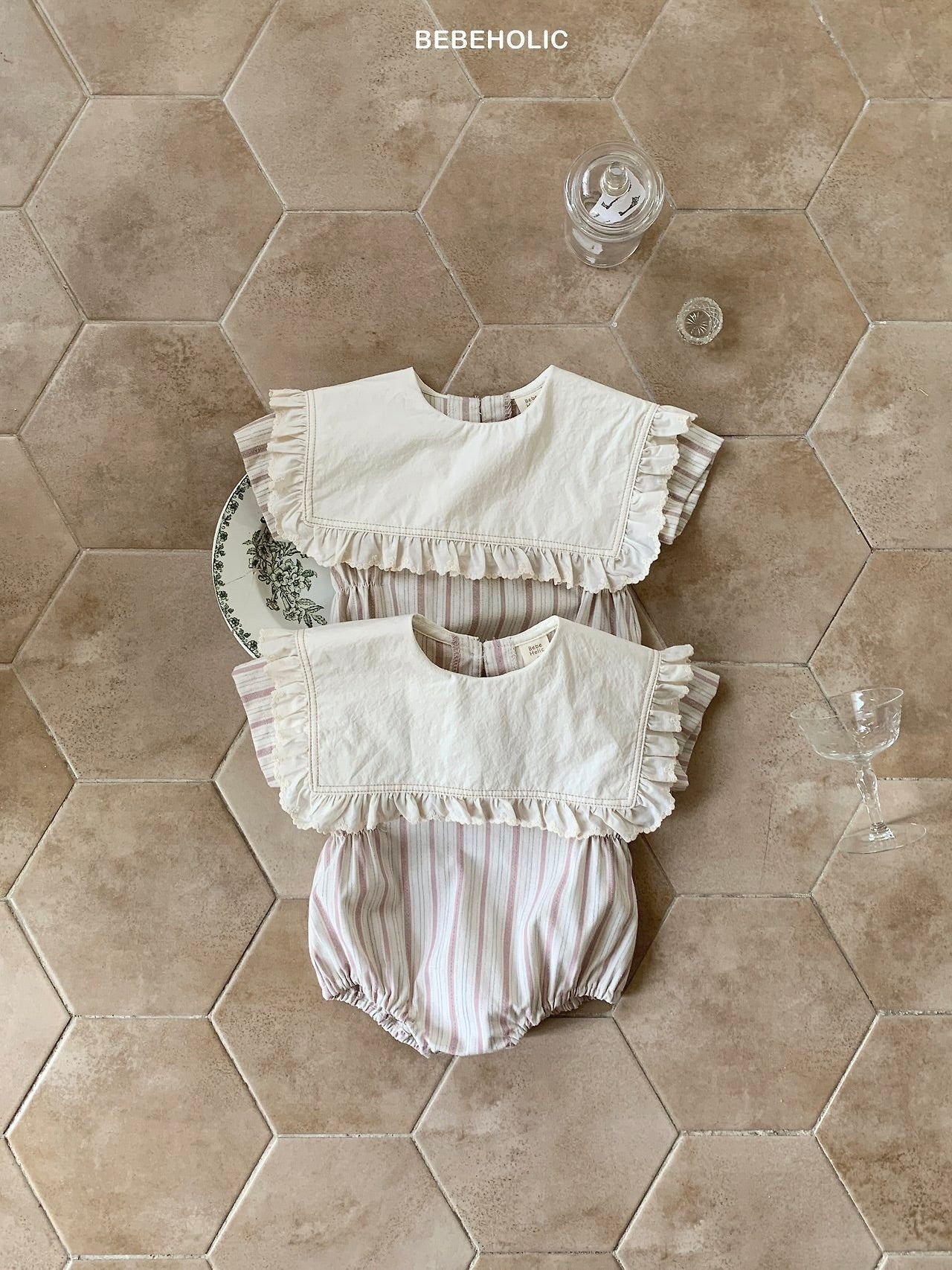 Cozy frill rompers