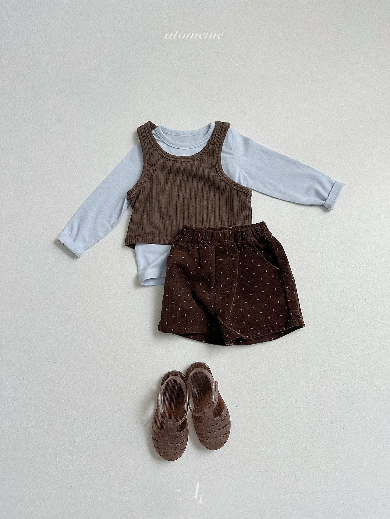Dot corduroy pants