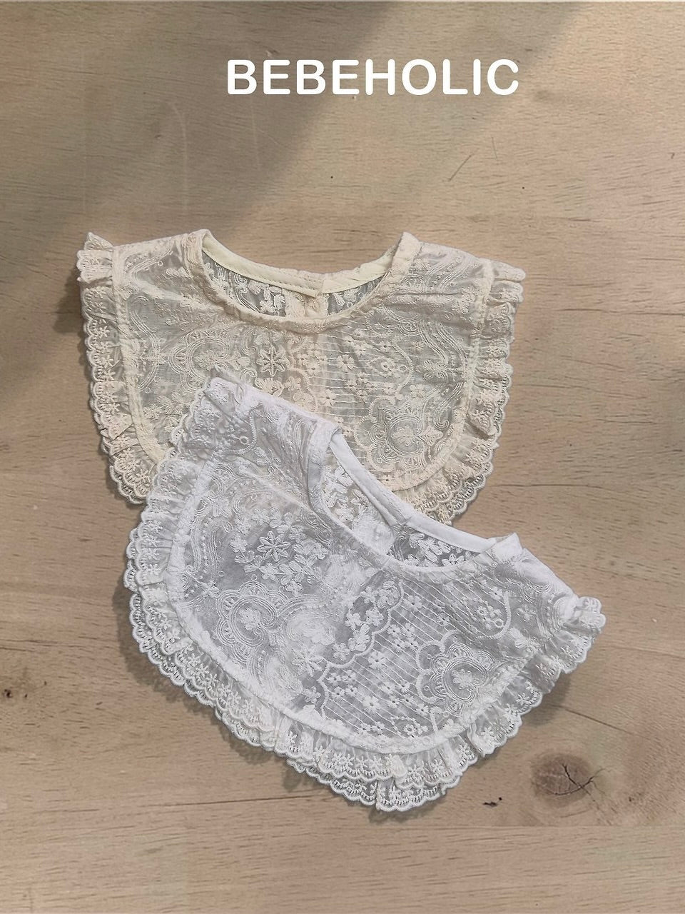 Lace frill cape