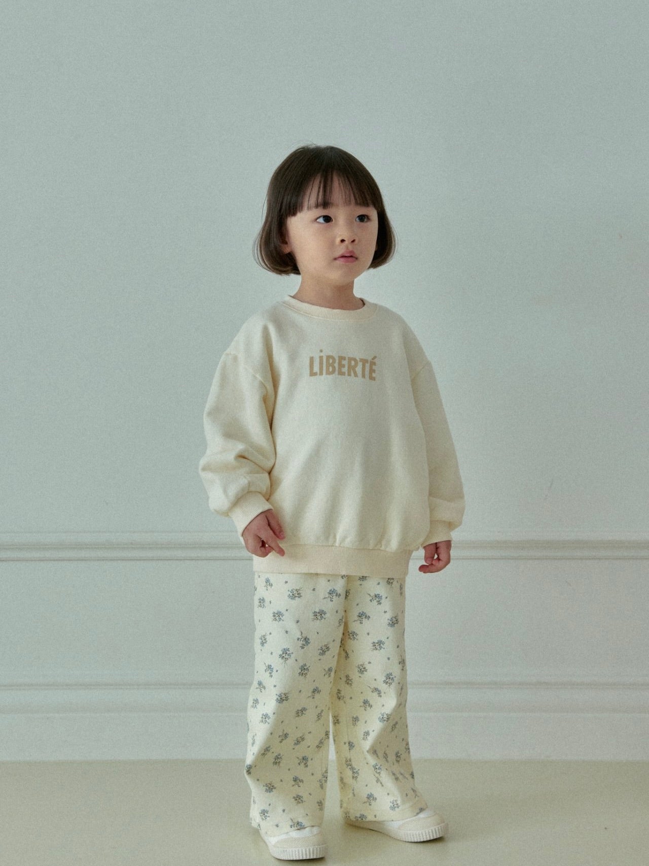 Patterned straight pants