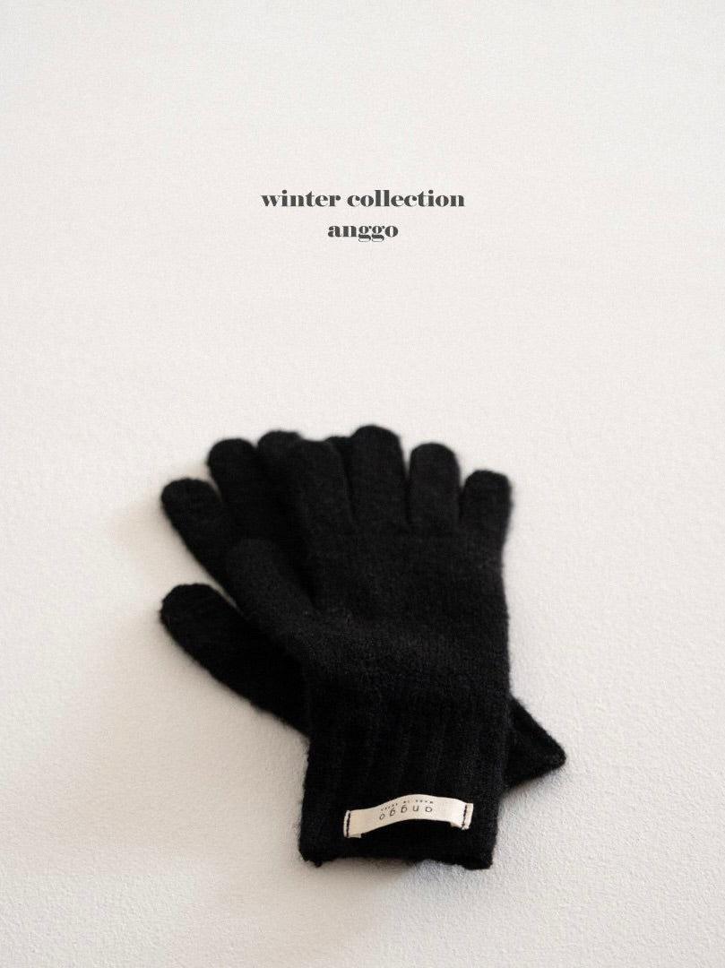 Anggo knit gloves
