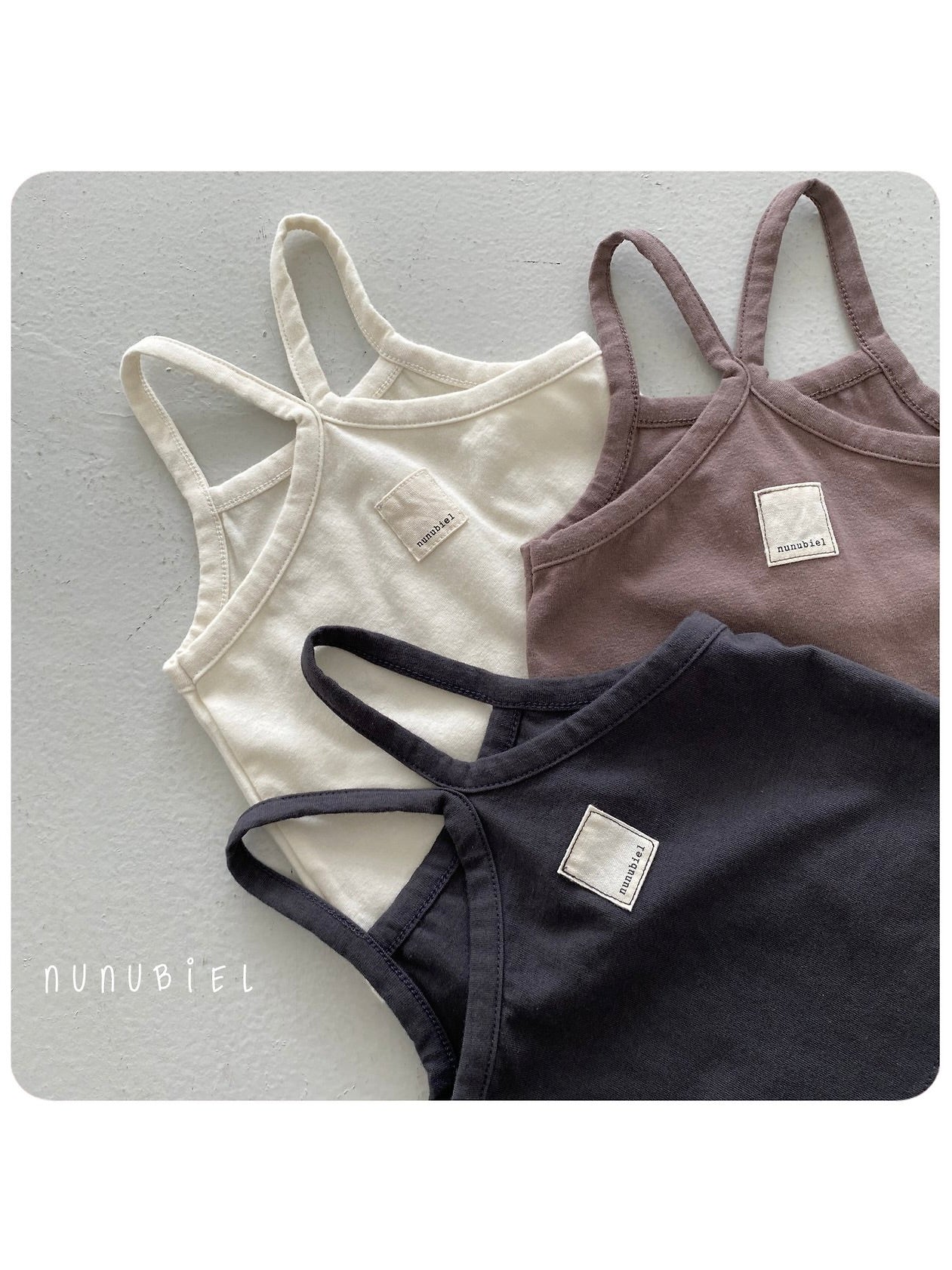 Madeleine sleeveless