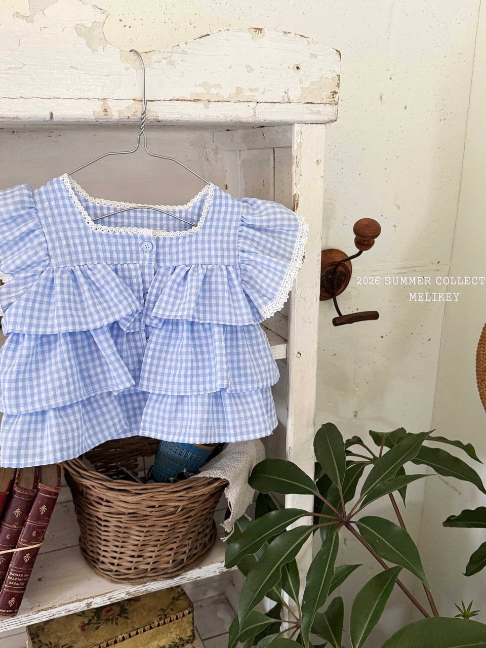 Juju tiered sleeveless blouse