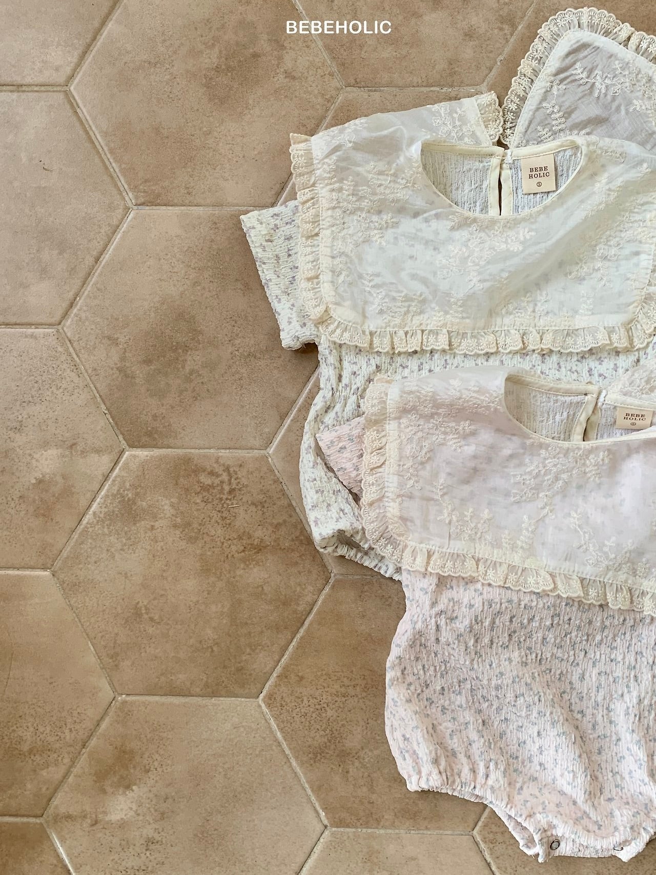 Stella rompers
