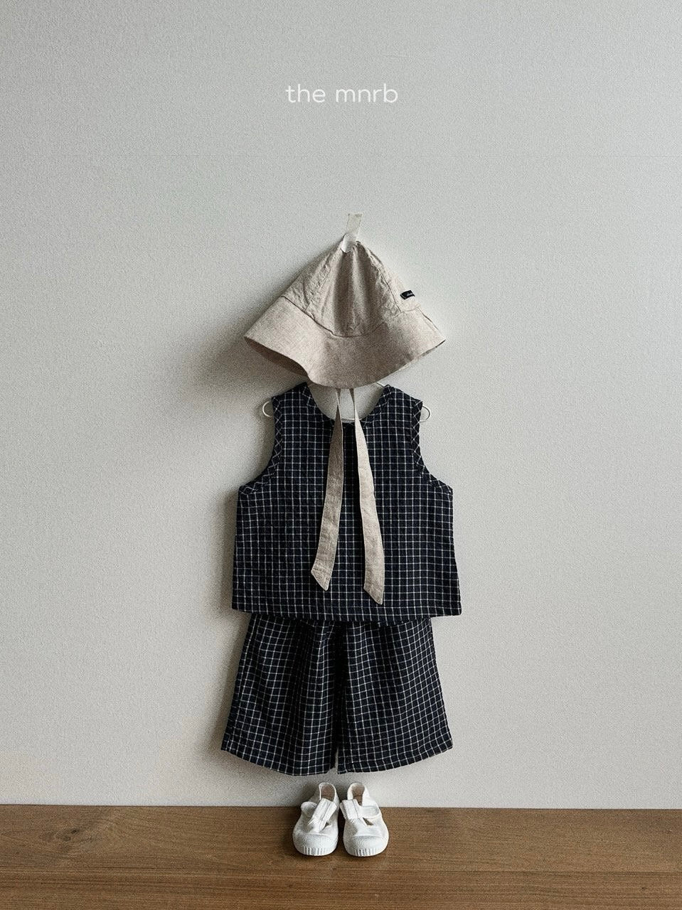 Chrome open sleeveless