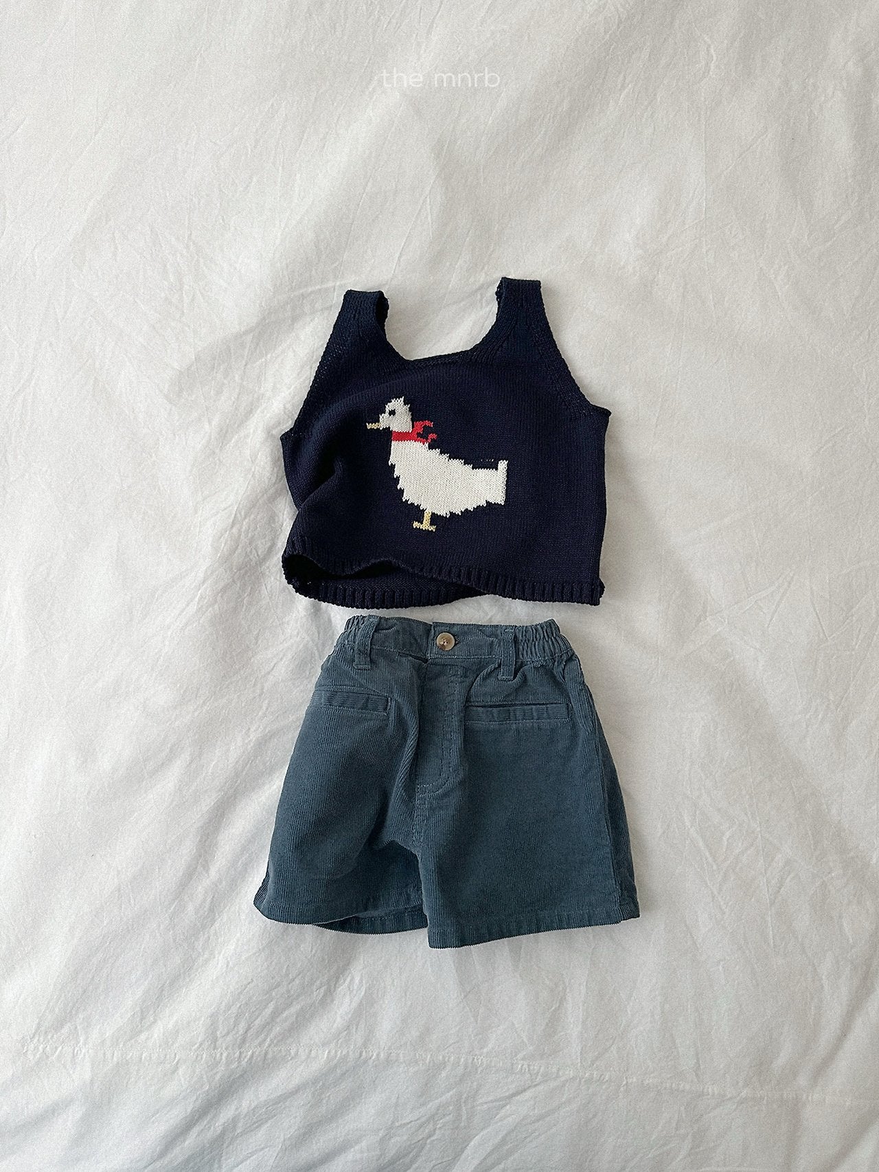 Duck knit vest