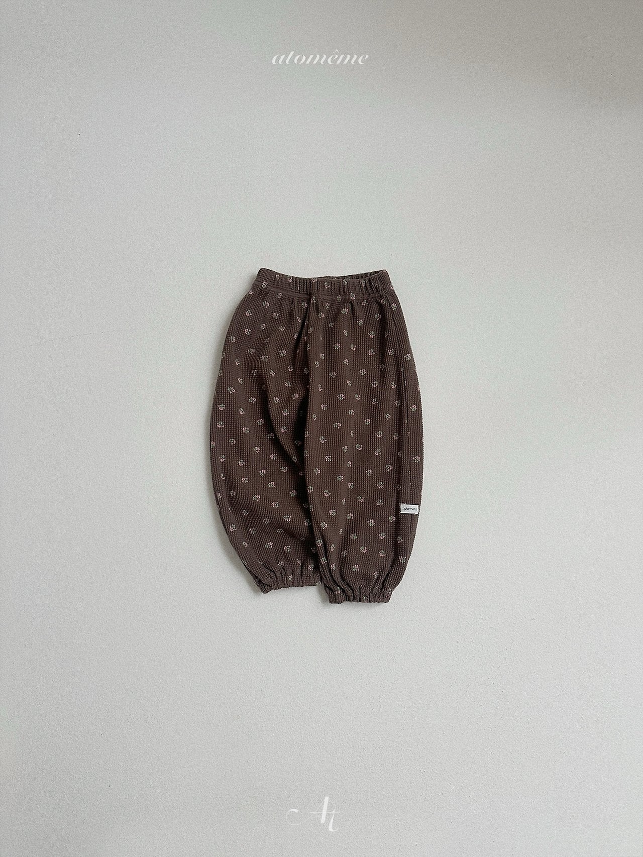 Latte pants