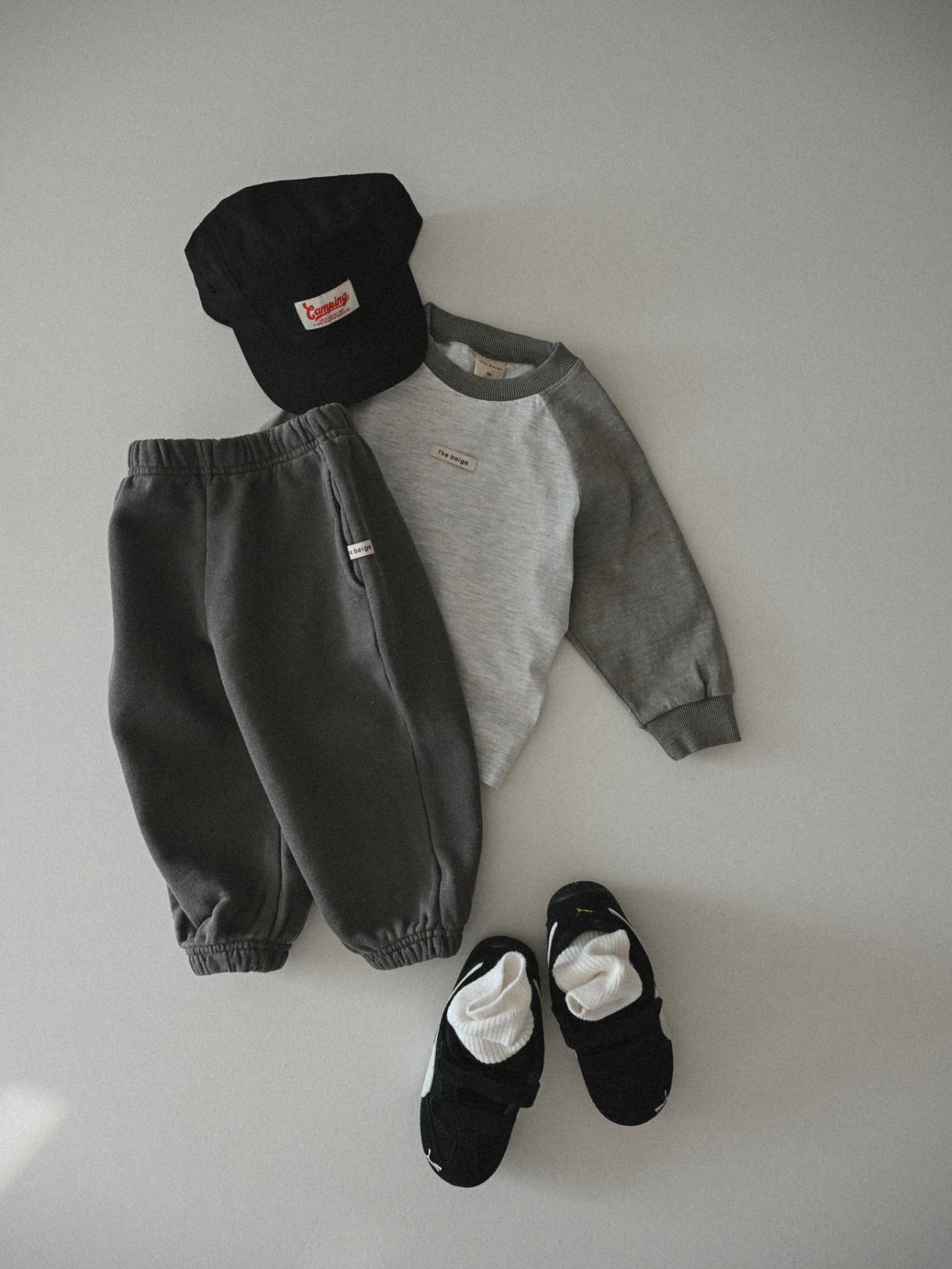 Pigment jogger pants             