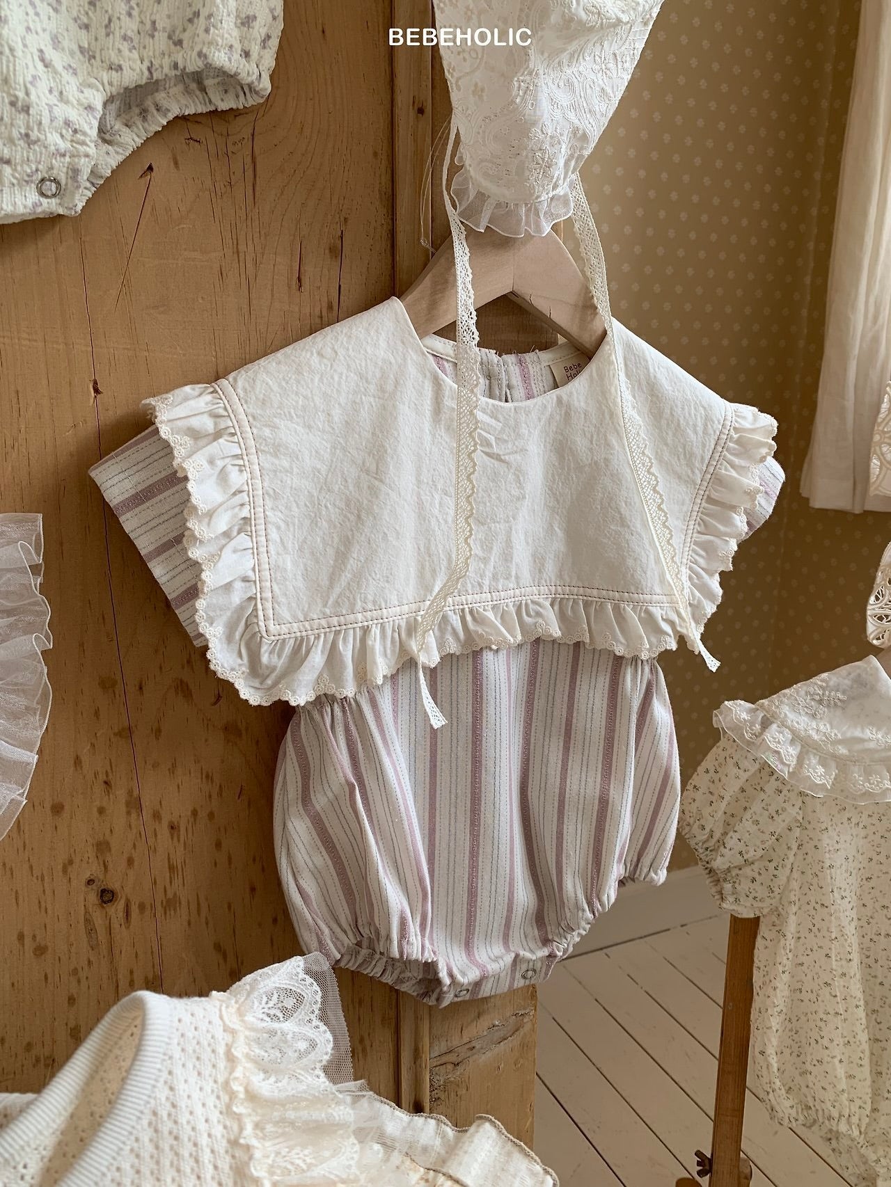 Cozy frill rompers