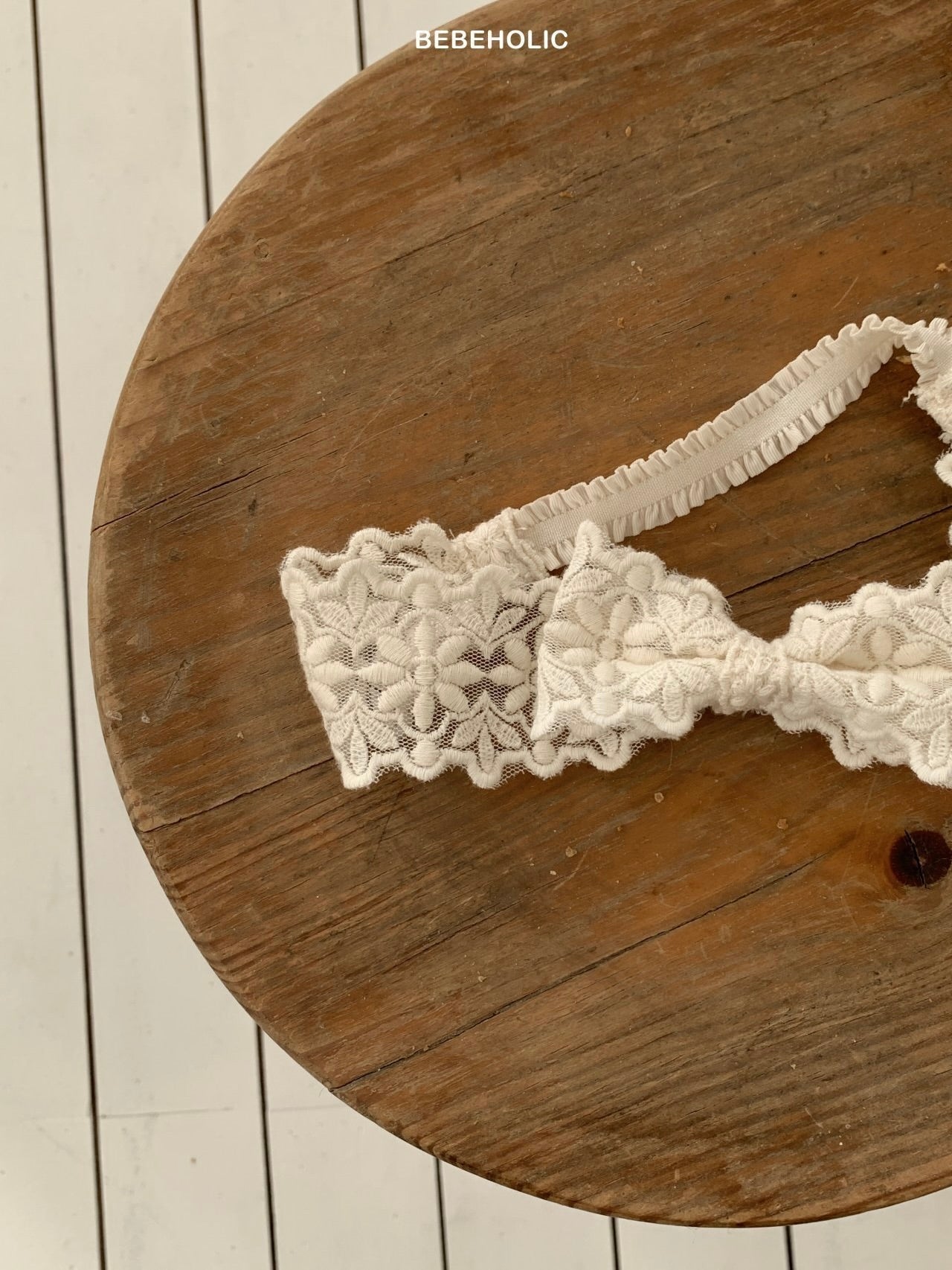 Lace hairband