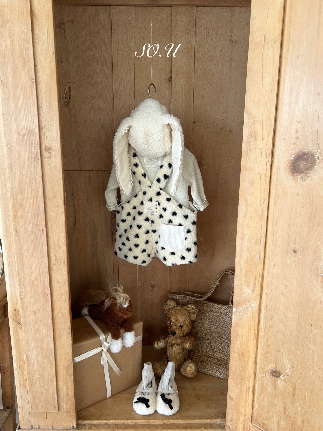 Boa bunny bonnet