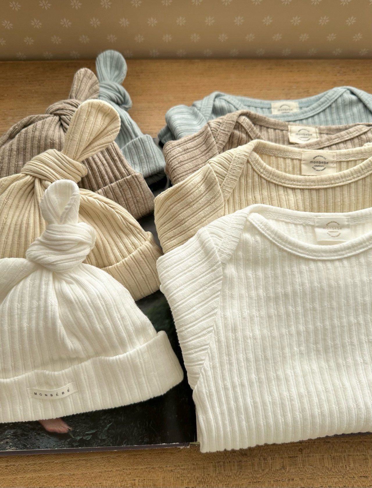 Leo boy rompers (with beanie)