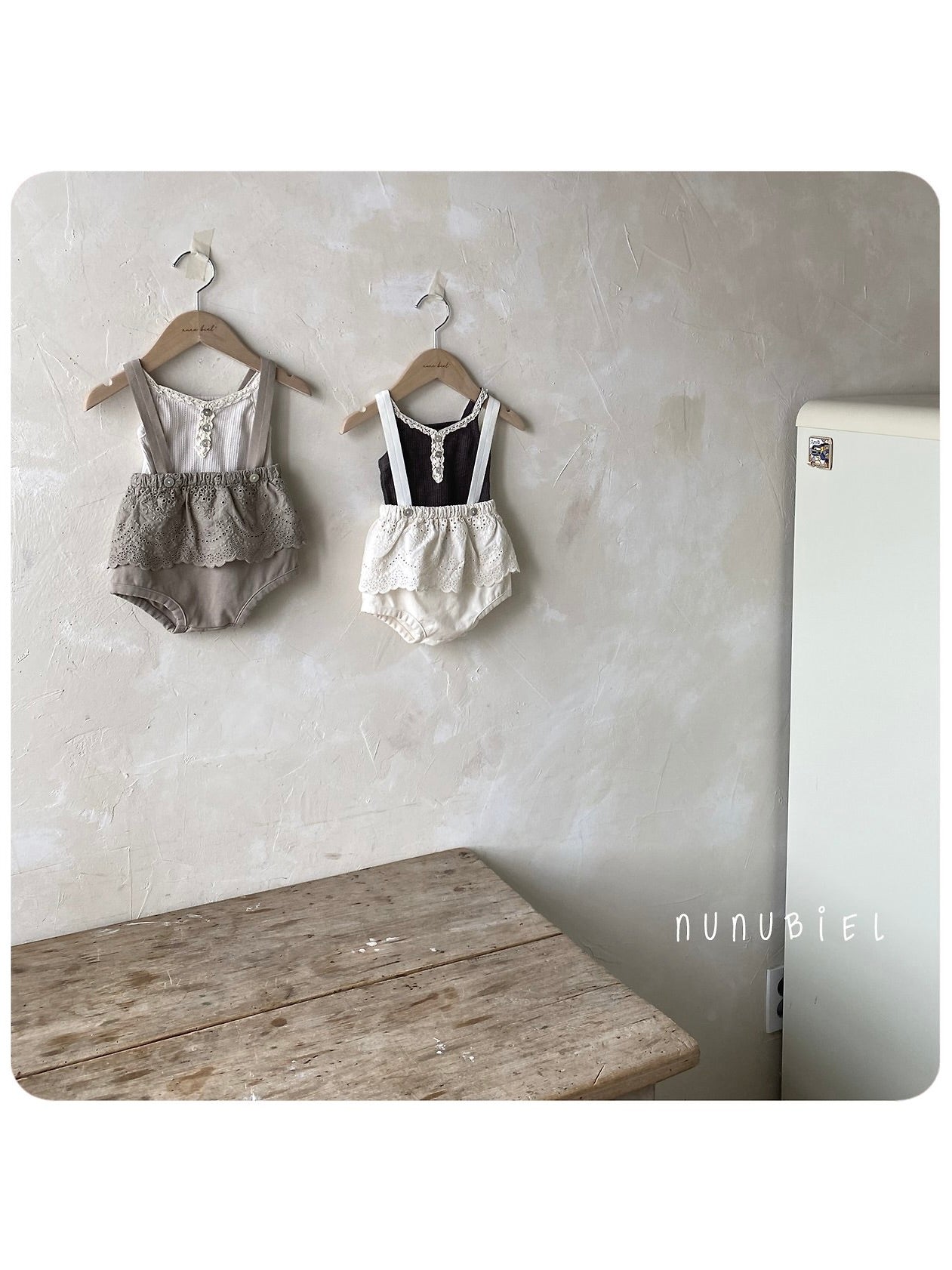 Bebe kichi sleeveless