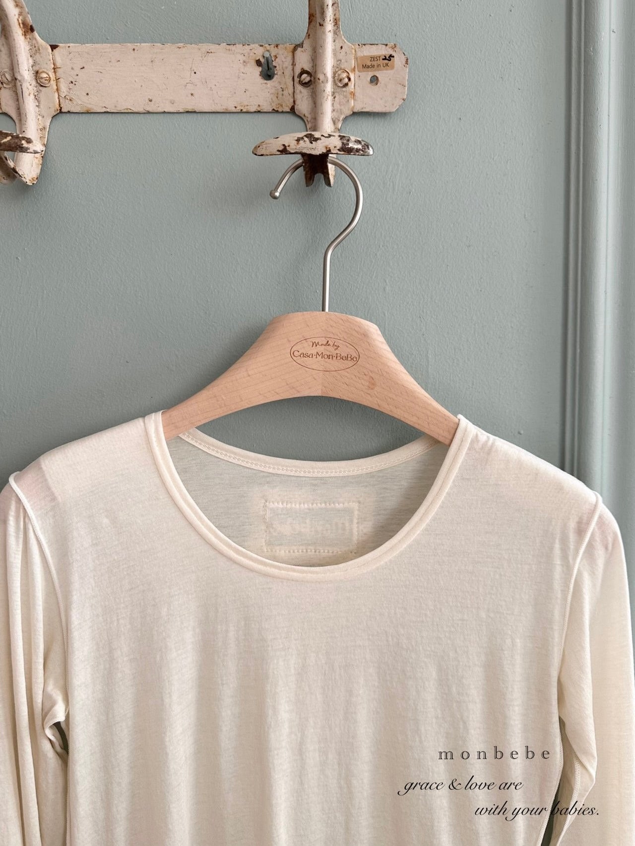 Soft layered T (adult)