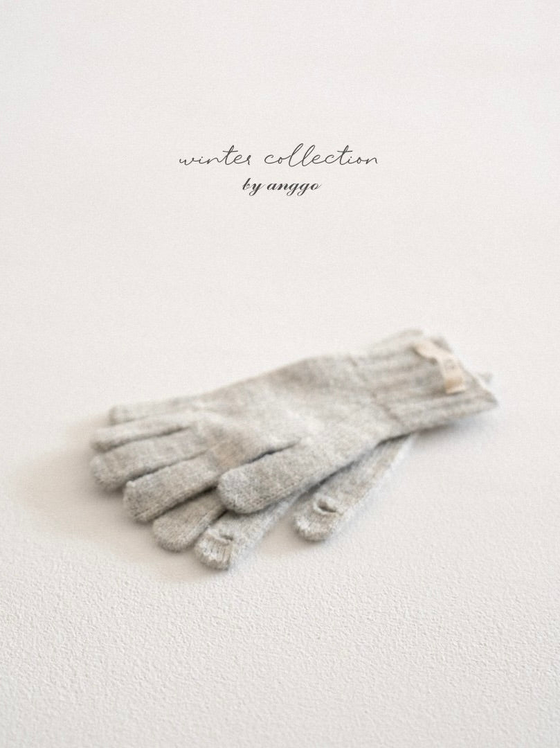 Anggo knit gloves