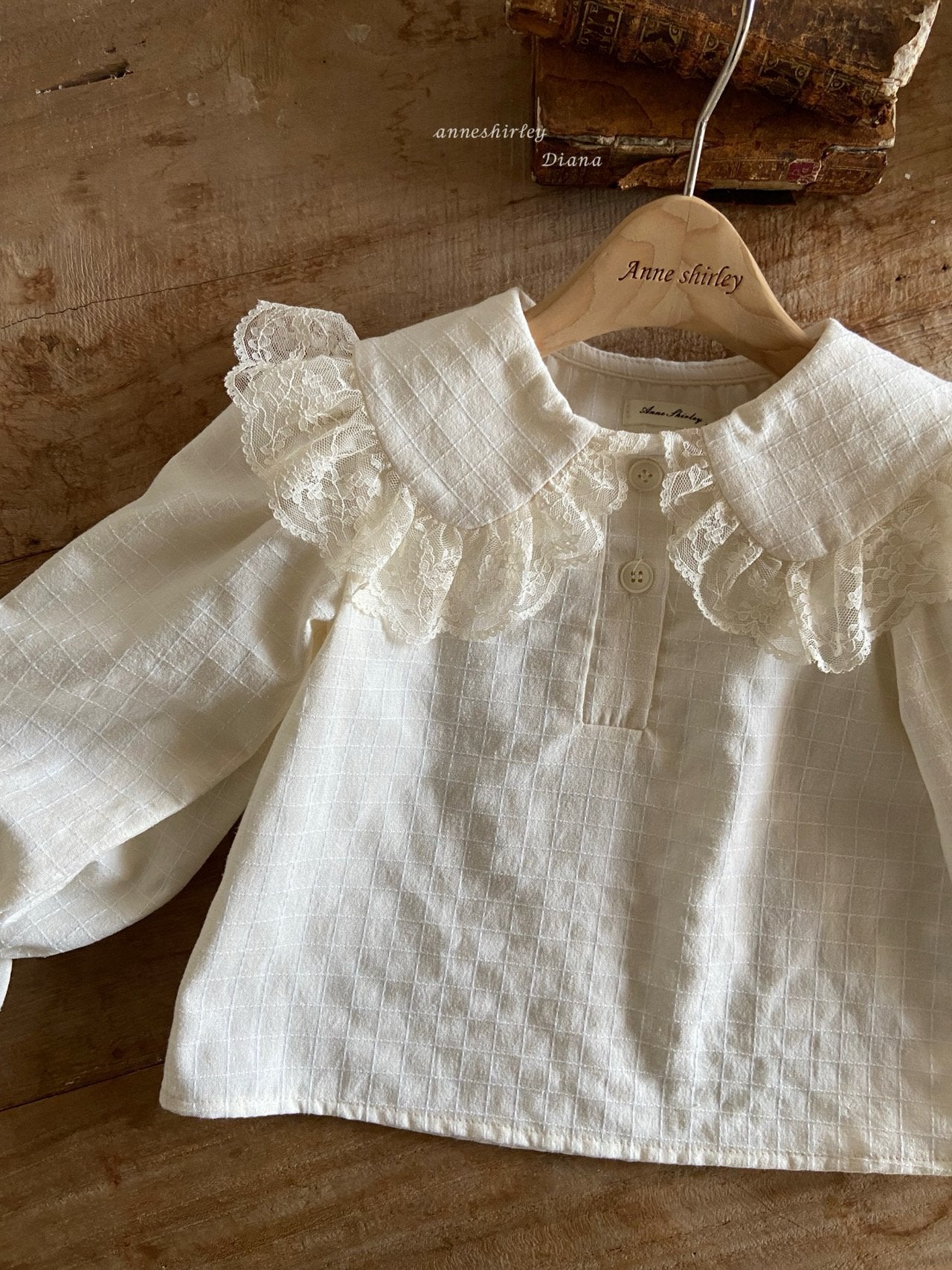 Anne shirley blouse