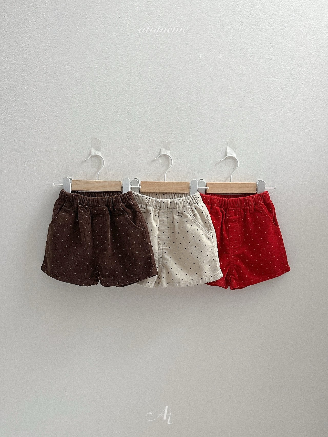 Dot corduroy pants