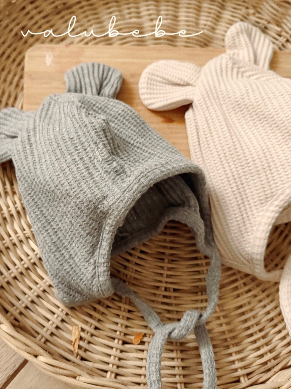 Waffle bear bonnet