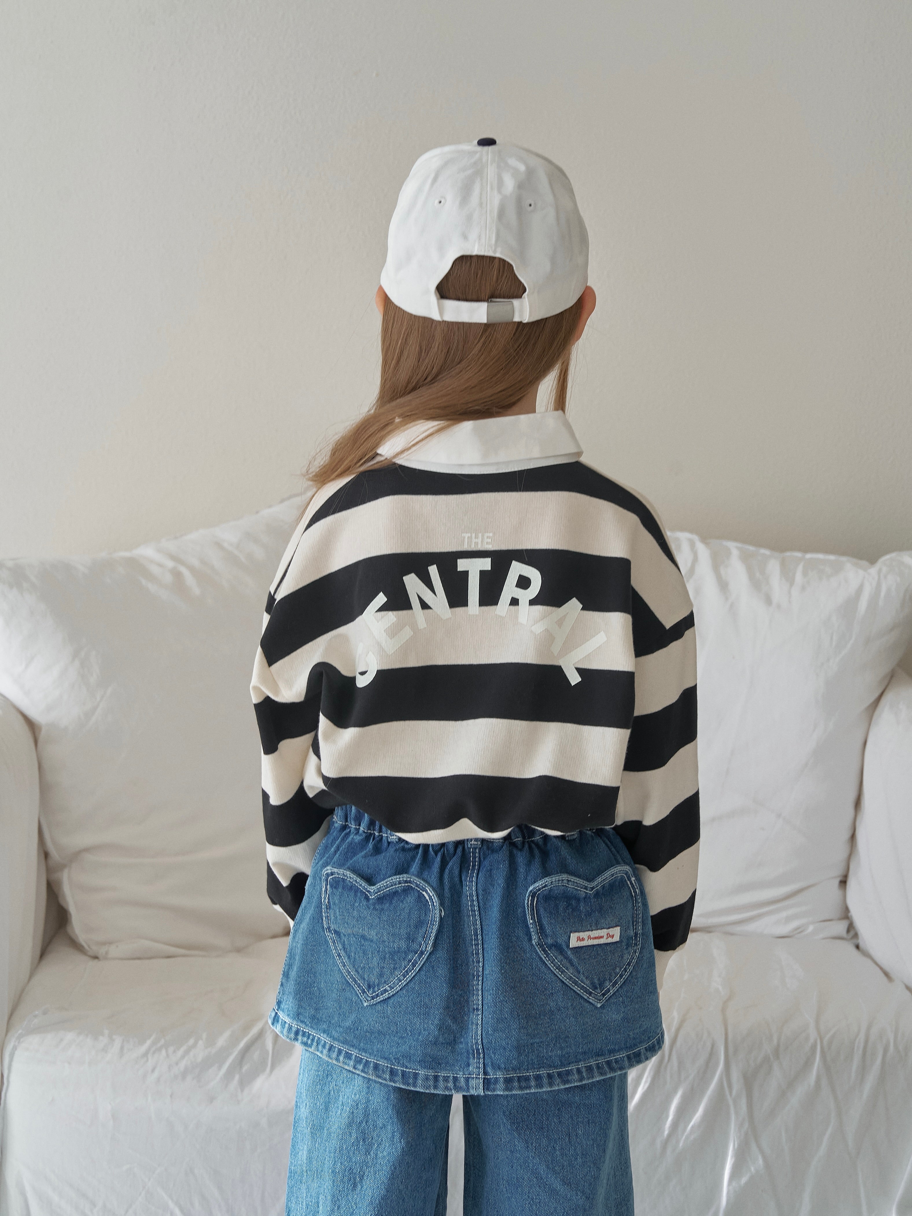 Stripe collar sweatshirt
