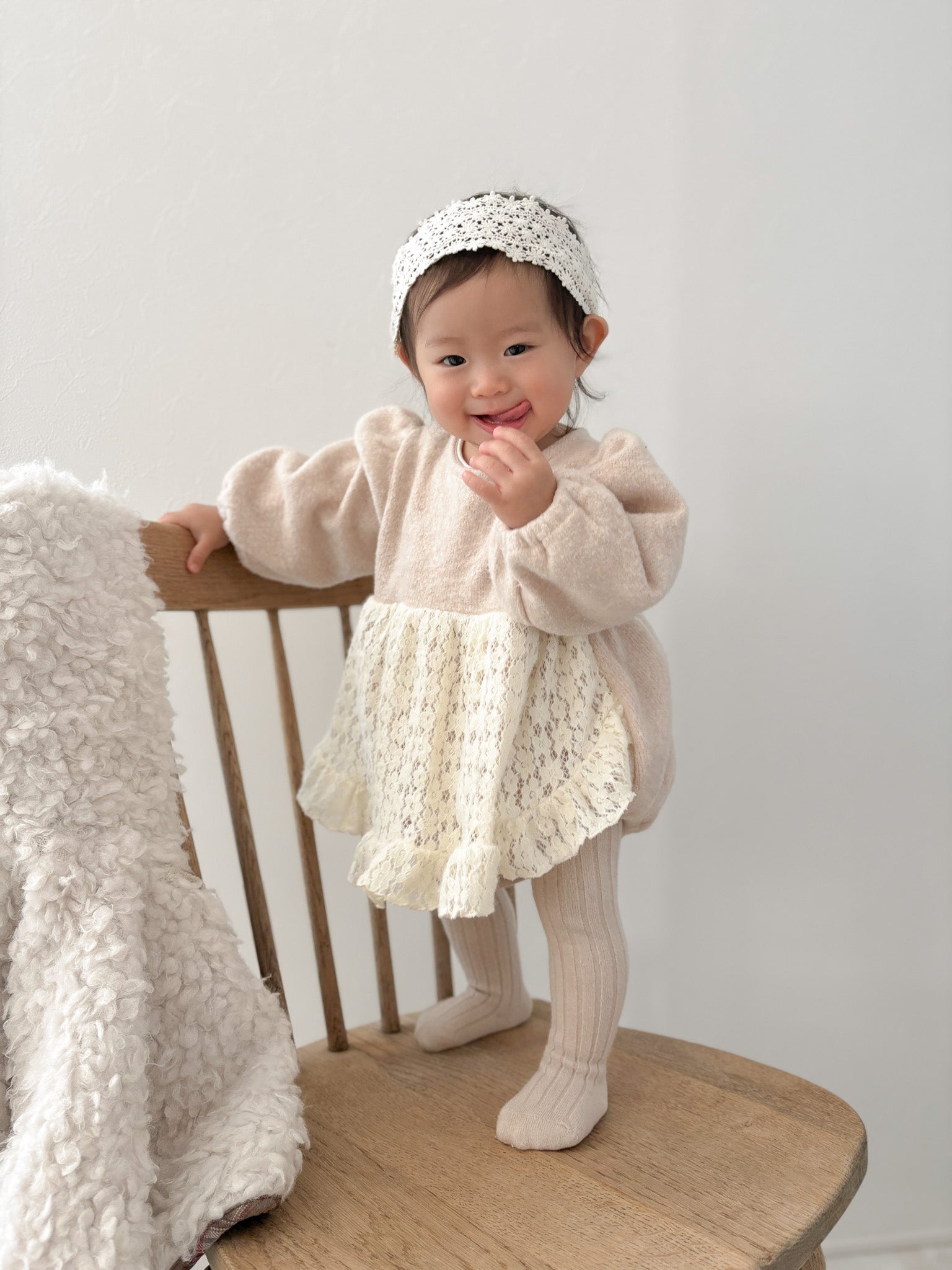 Lace frill rompers