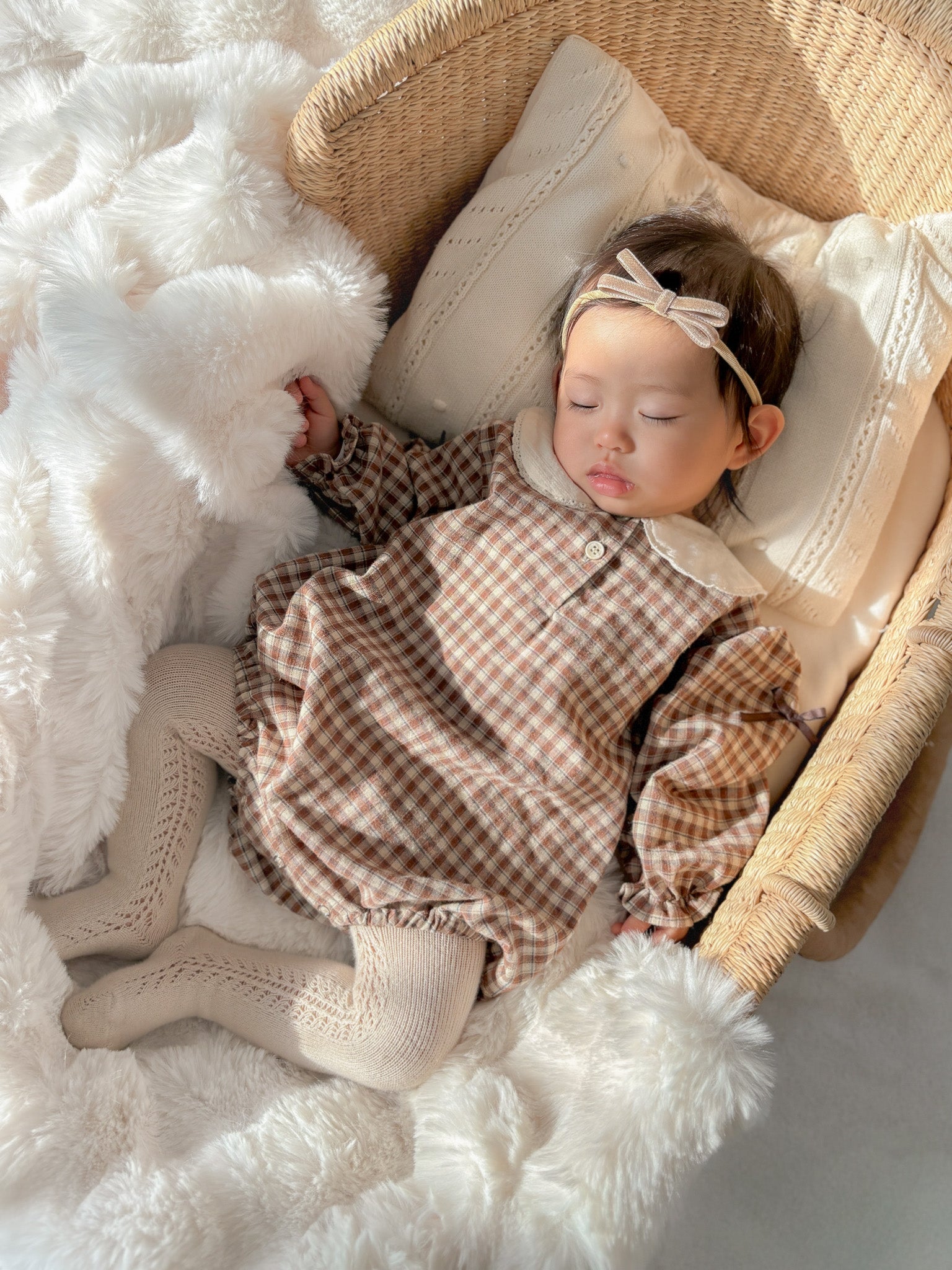 Frill ribbon collar rompers (baby)