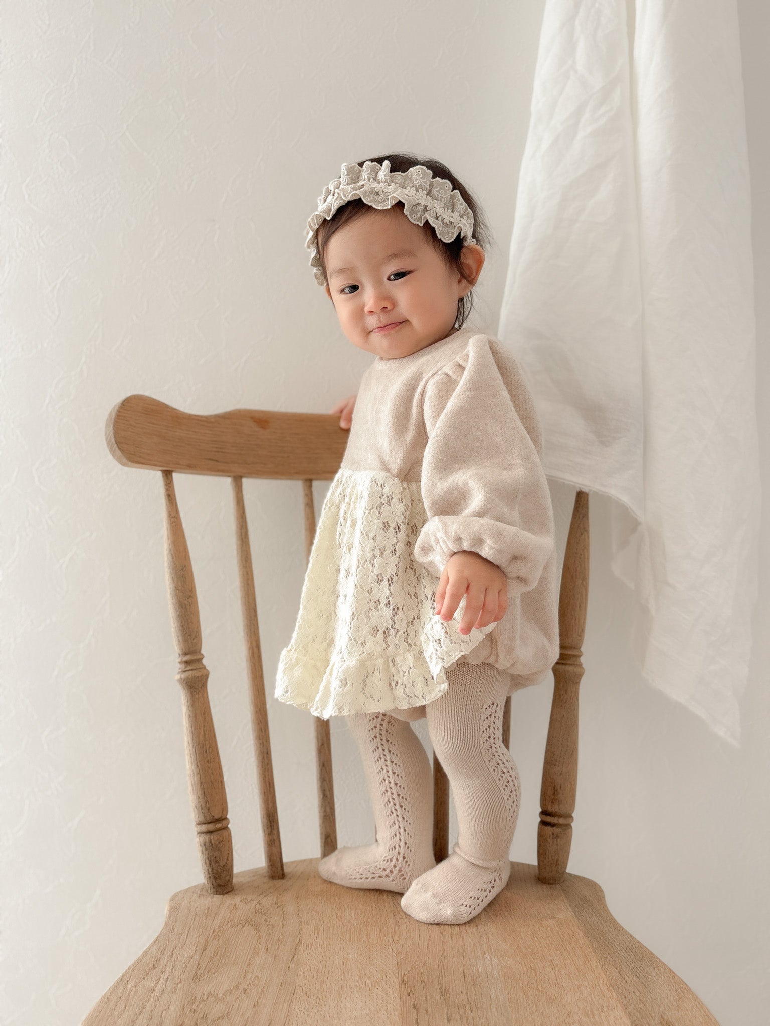 Lace frill rompers